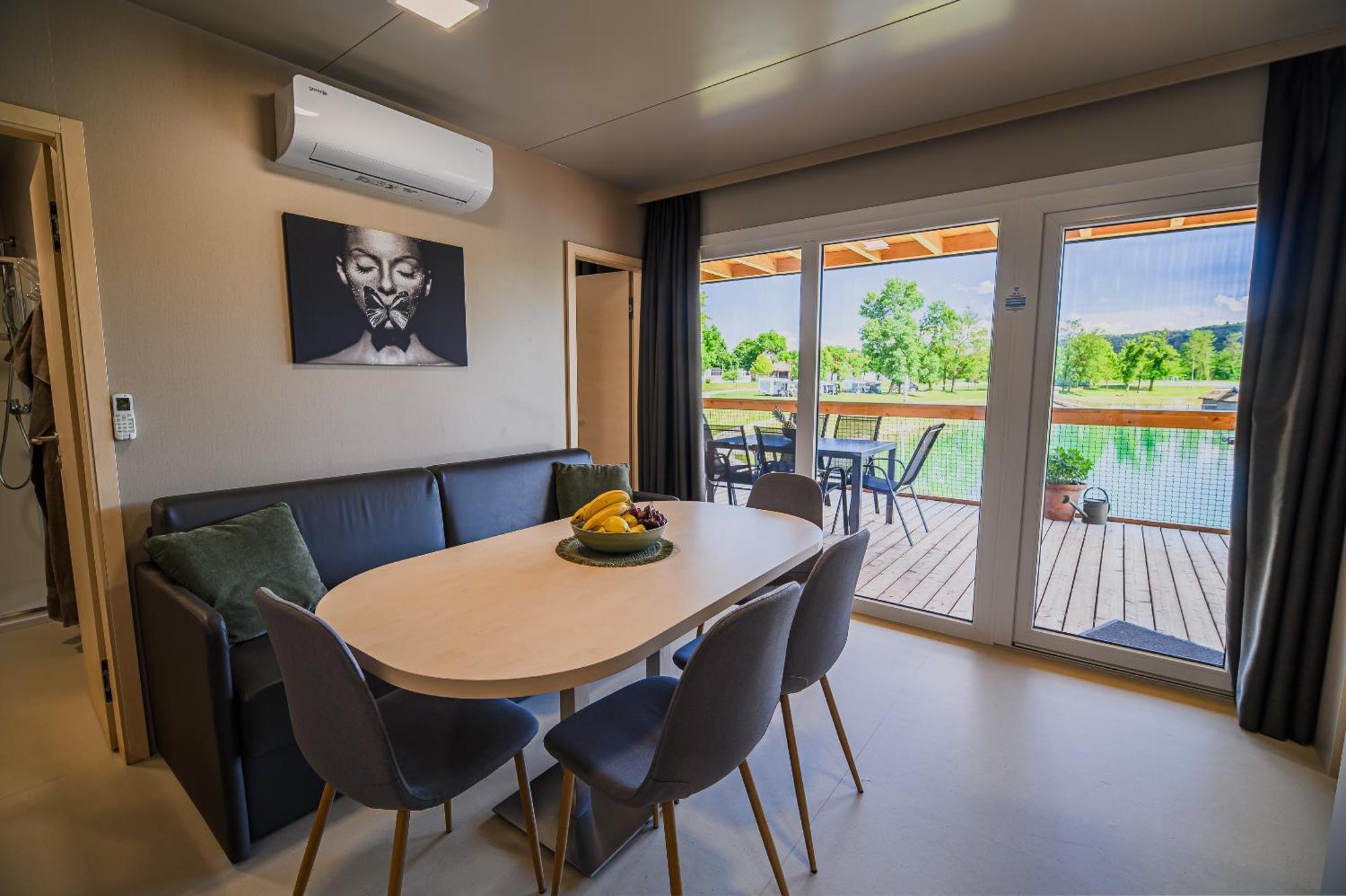 Deluxe Lake View Mobile Homes With Thermal Riviera Tickets Catez ob Savi Bagian luar foto
