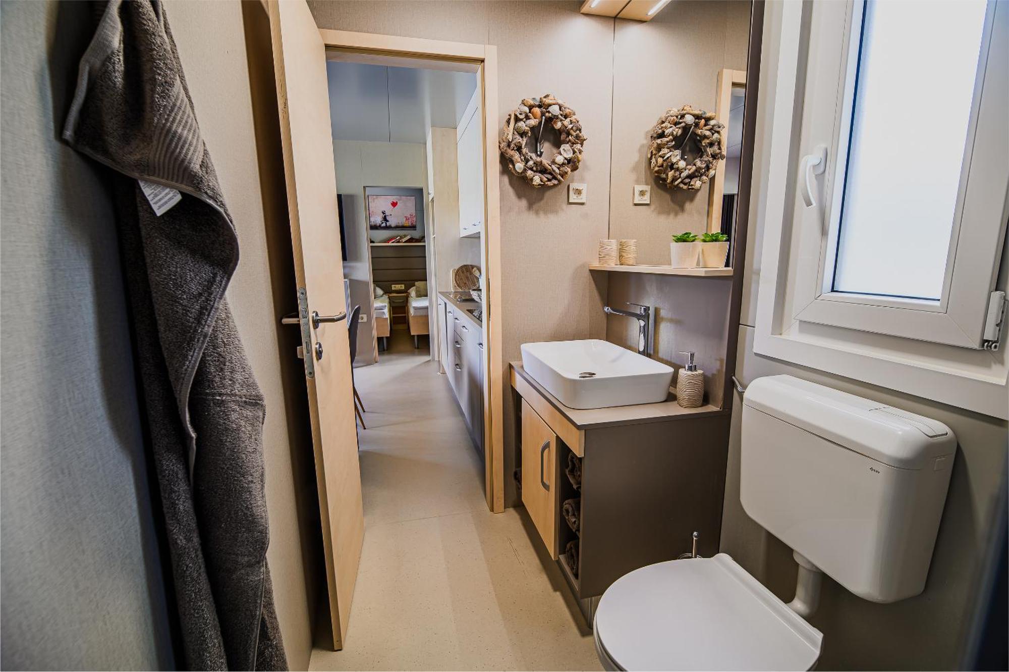 Deluxe Lake View Mobile Homes With Thermal Riviera Tickets Catez ob Savi Bagian luar foto