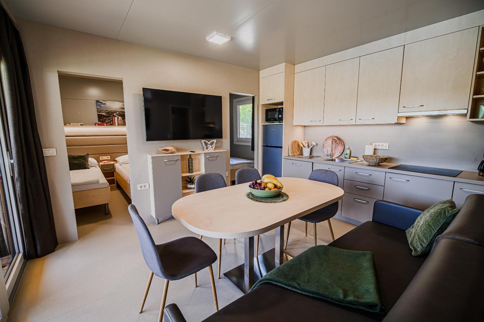 Deluxe Lake View Mobile Homes With Thermal Riviera Tickets Catez ob Savi Bagian luar foto